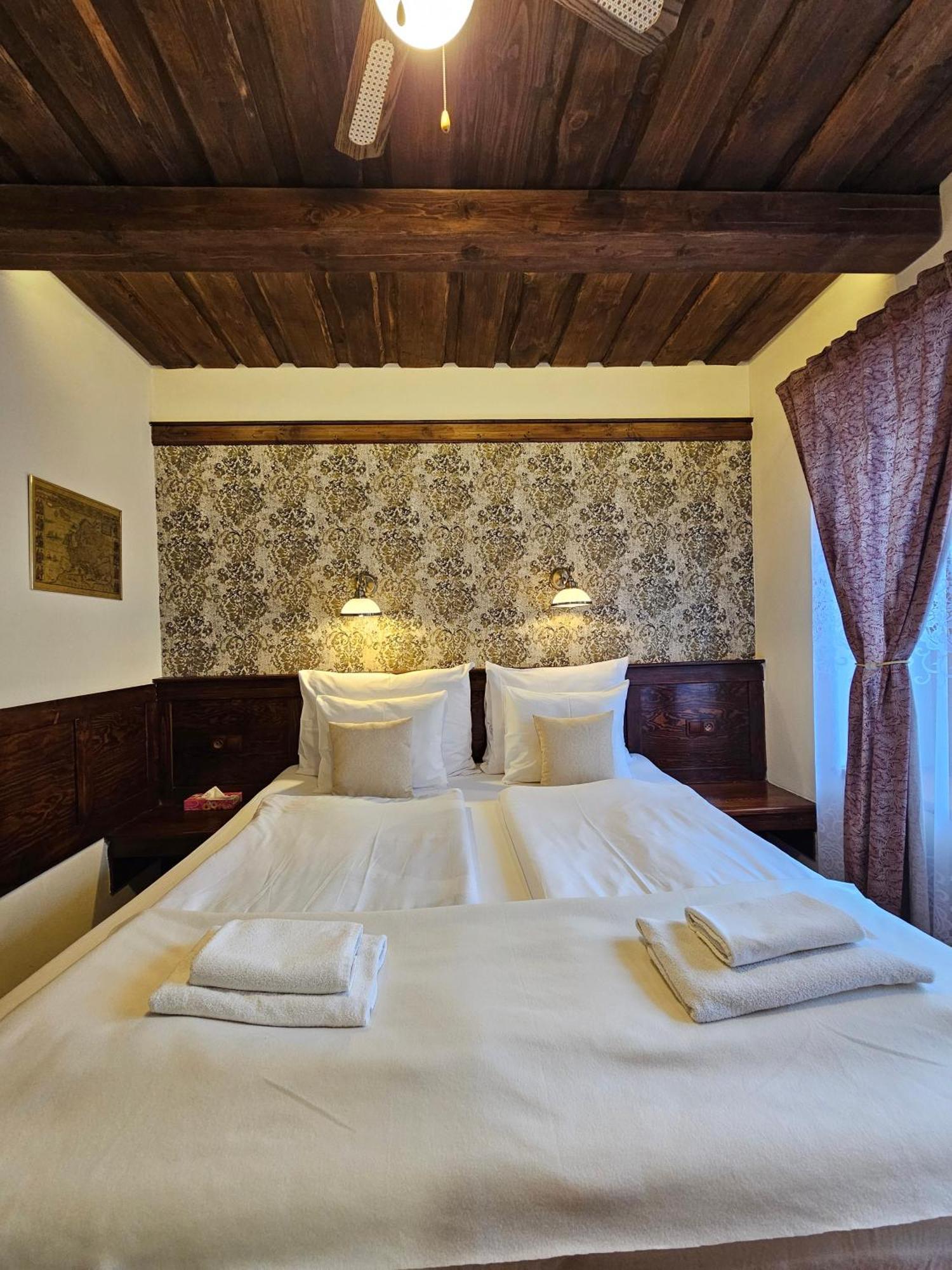 Hotel Galerie Roudnice nad Labem Ngoại thất bức ảnh