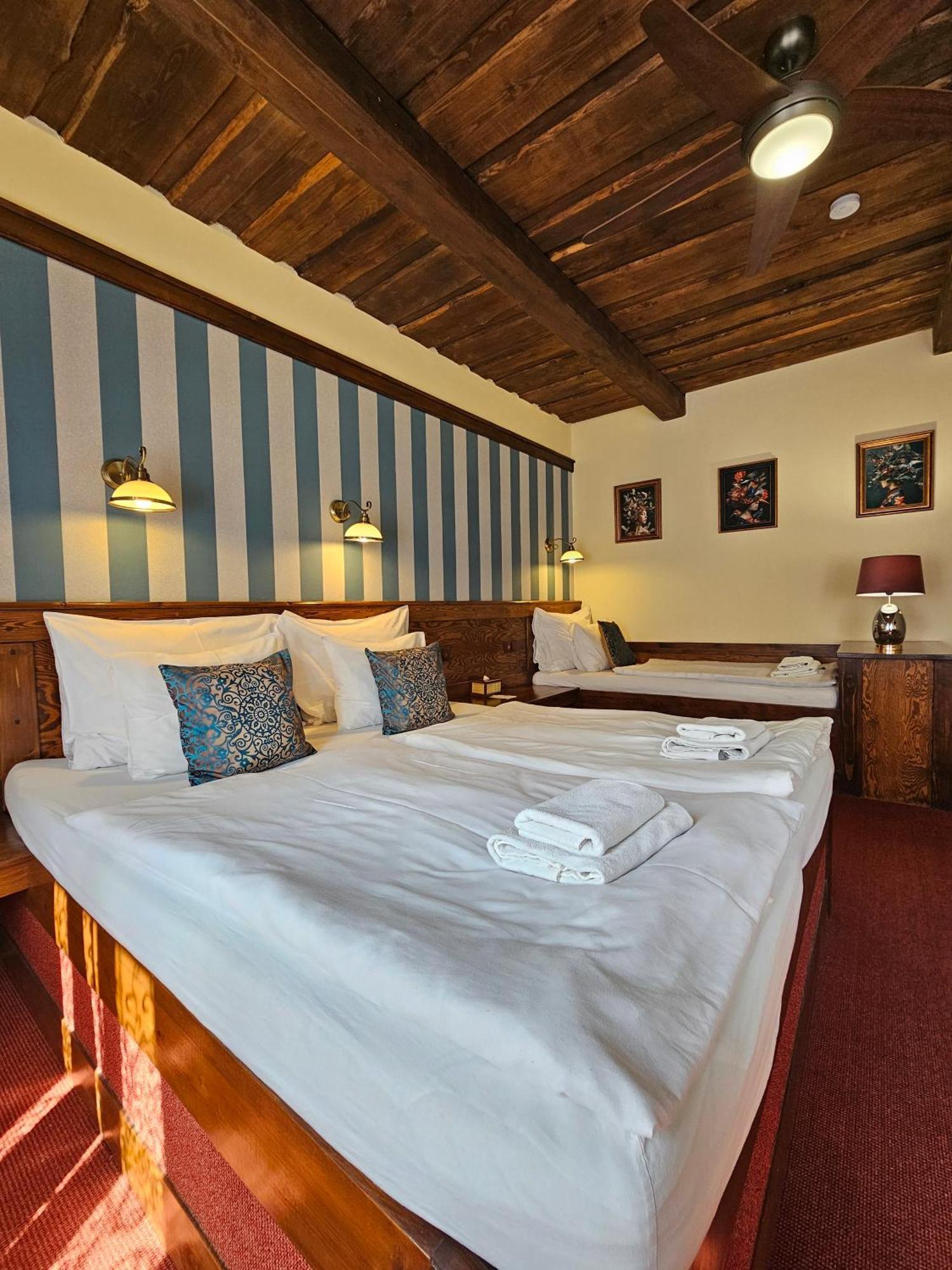 Hotel Galerie Roudnice nad Labem Ngoại thất bức ảnh